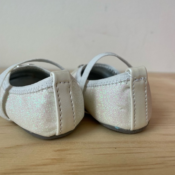 Stuart Weitzman Baby Shoes - Size 1 - Picture 5 of 8